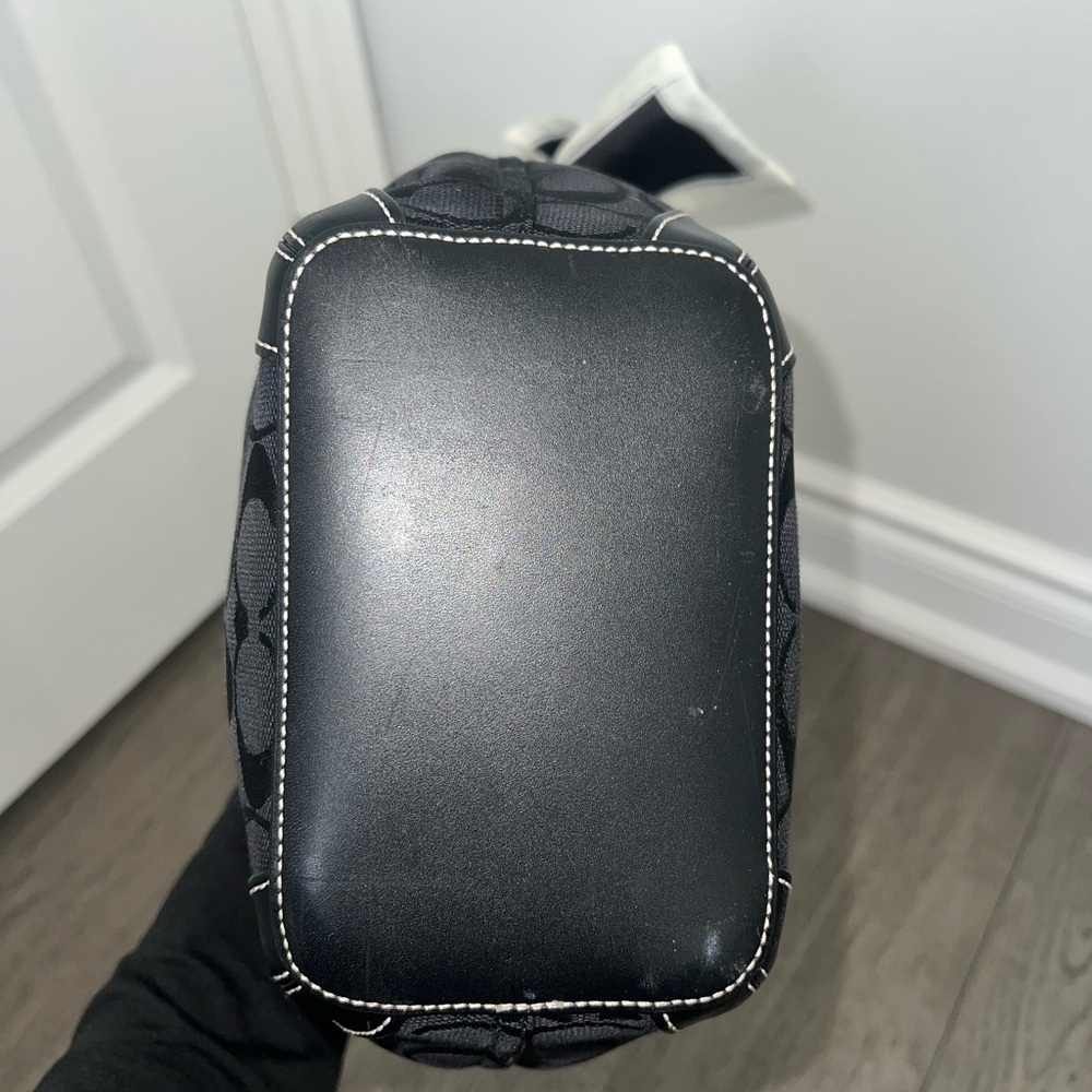 ✨ Host Pick ✨ Coach Black Signature Shoulder Bag - Picture 8 of 11